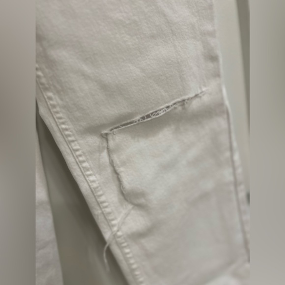 NWT Good American Icon Crop Split Jean White Sz 4 - Picture 8 of 8
